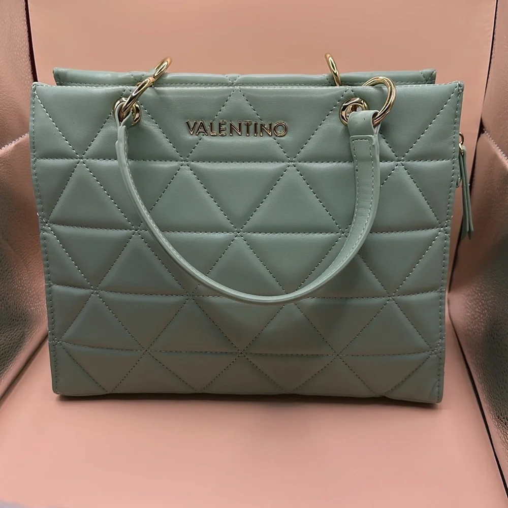 VALENTINO SHOPPING CARNABY NWOT - Picture 2 of 6